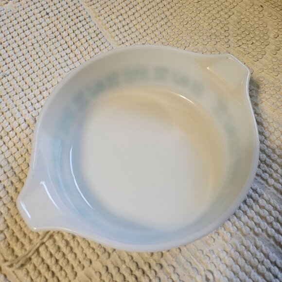 Pyrex Turquoise Amish Butterprint 1 Pint Casserole Dish with Glass Lid - Picture 4 of 9